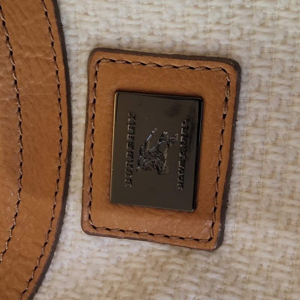 Burberry Blue Label Shoulder Bag Wool and Leather..Auth. - Picture 6 of 11